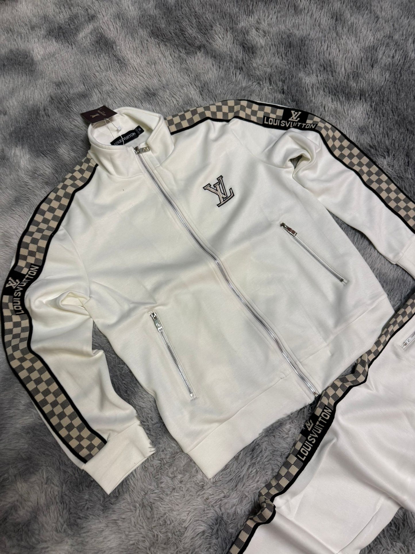 Chándal LV "White"