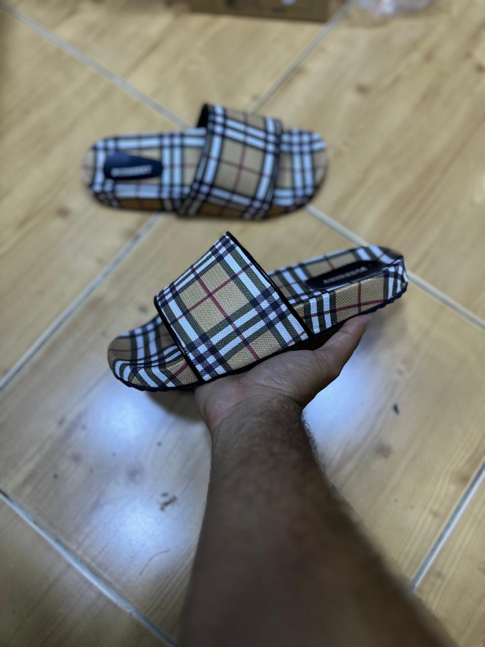 Chanclas "BRBRRY"