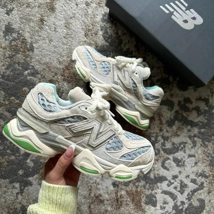 NB 9060 "BEIGE"
