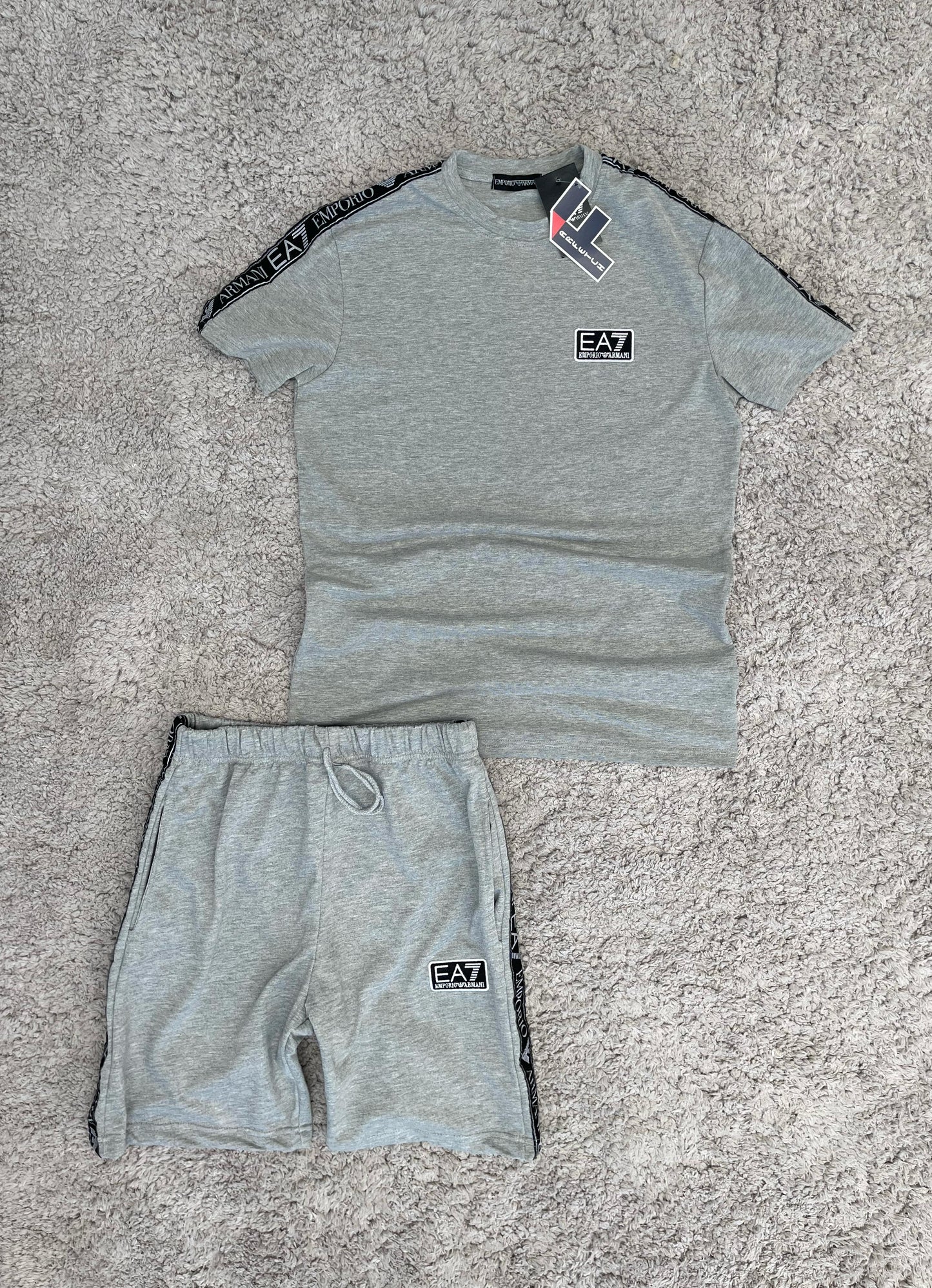 Conjunto EA7 "2025"