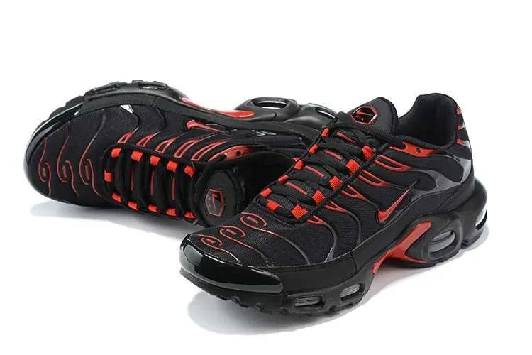 AIR MAX PLUS TN ‘BRED’
