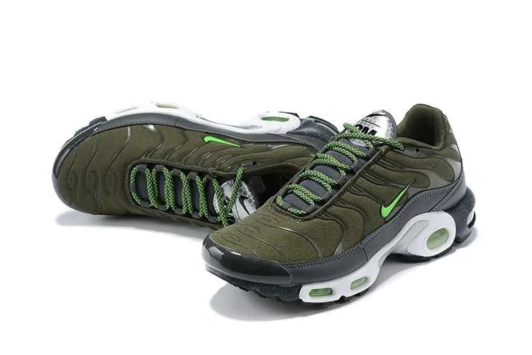 AIR MAX PLUS TN ‘KHAKI VOLT GREEN’