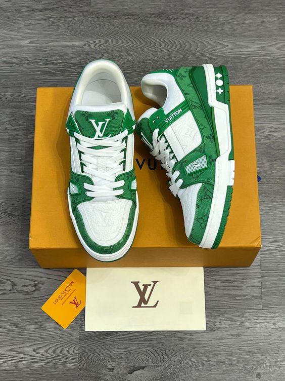 TRAINER "Green"