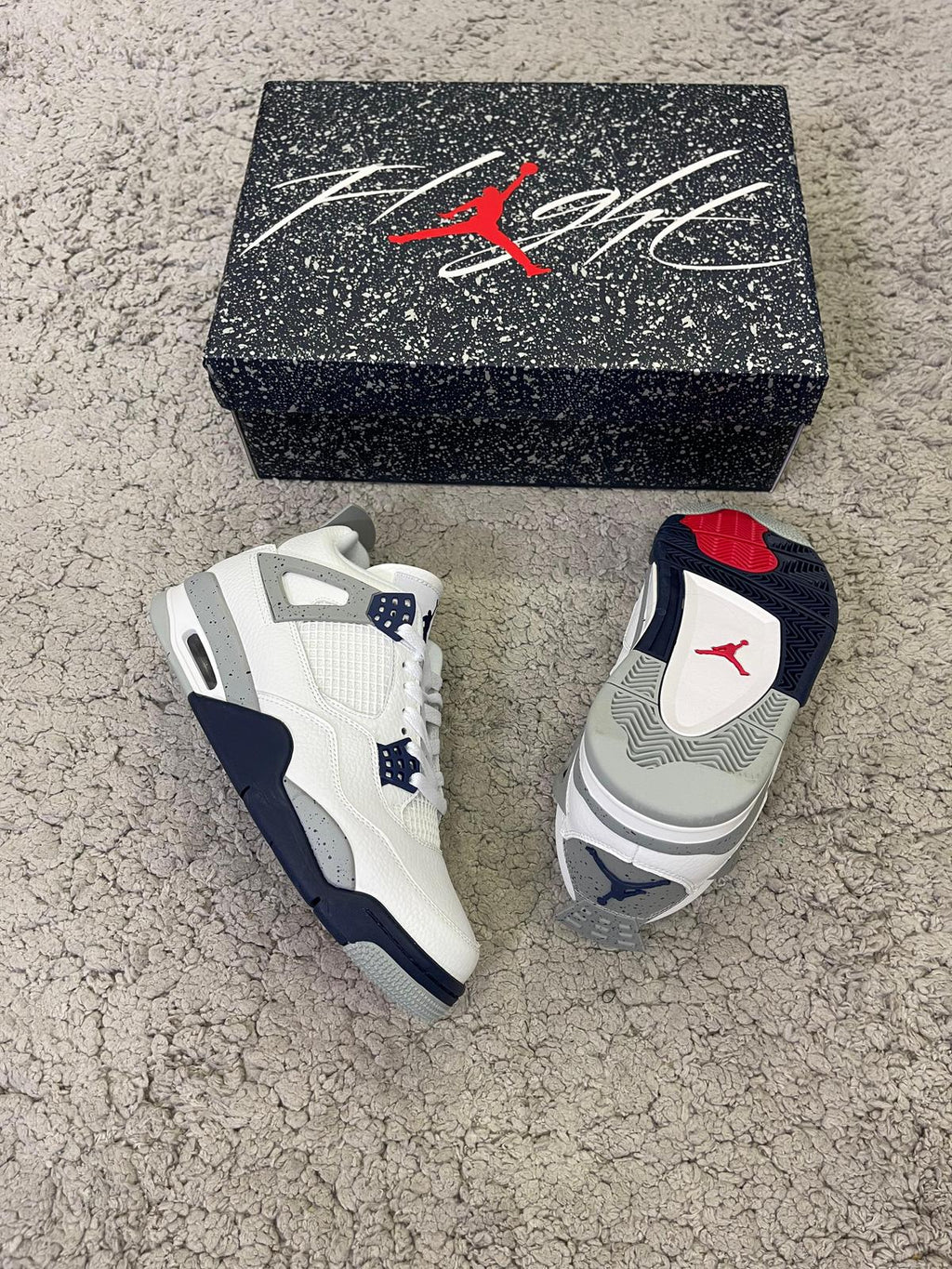 AJ4 "White Navy"