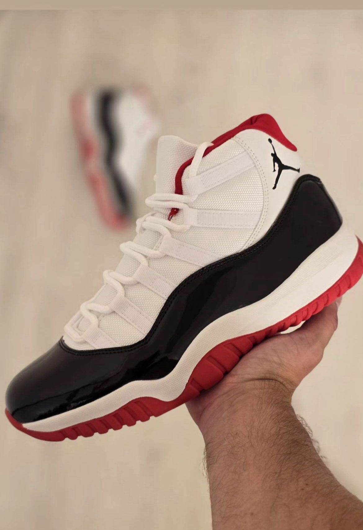 AJ11 "White Red"