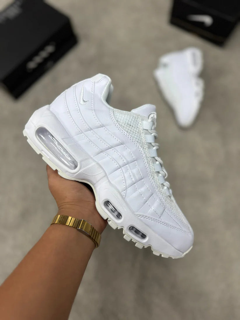 AM 95 "White"