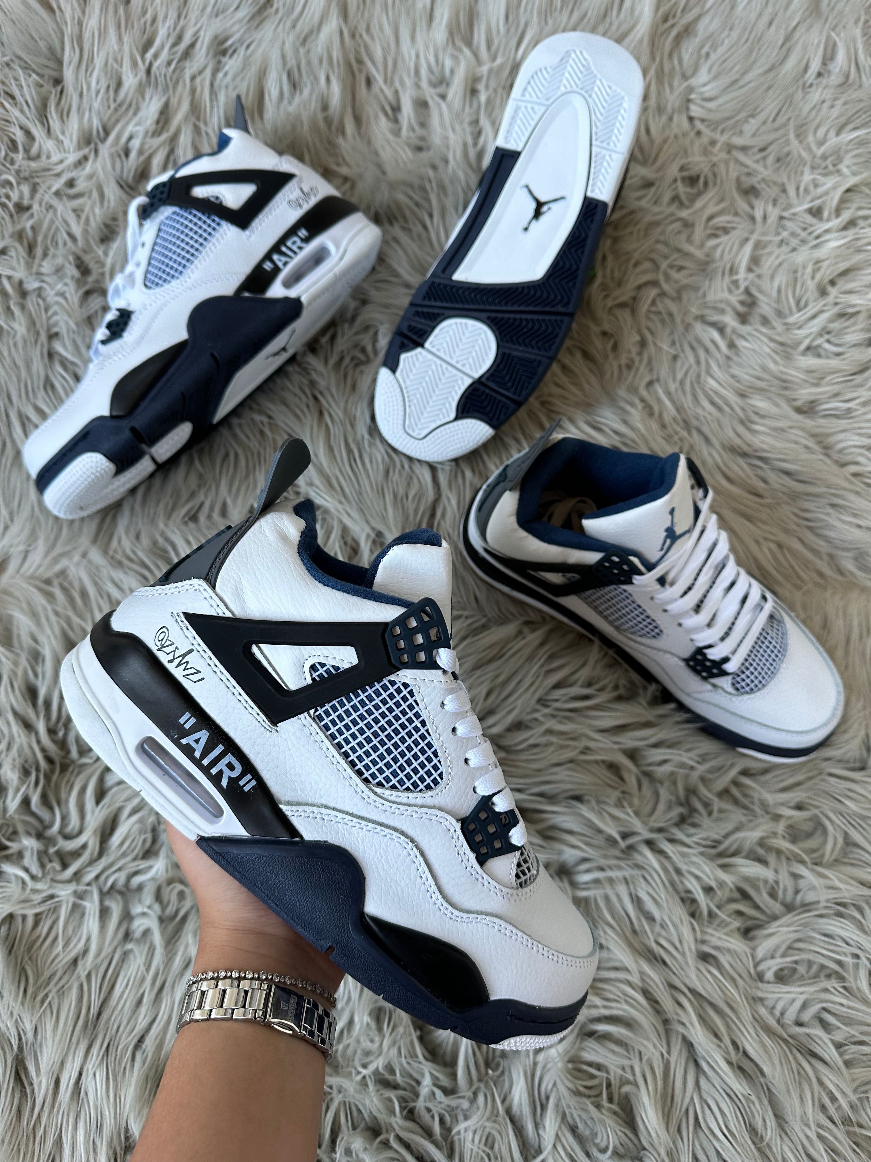 AJ4 "OFF W"