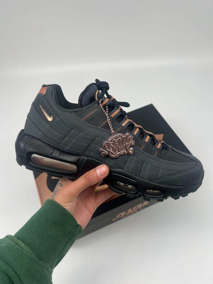 AM 95 x "Central Cee"