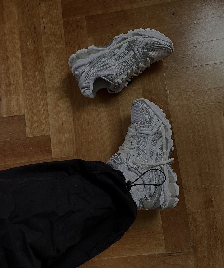 GEL NYC "WHITE GREY"