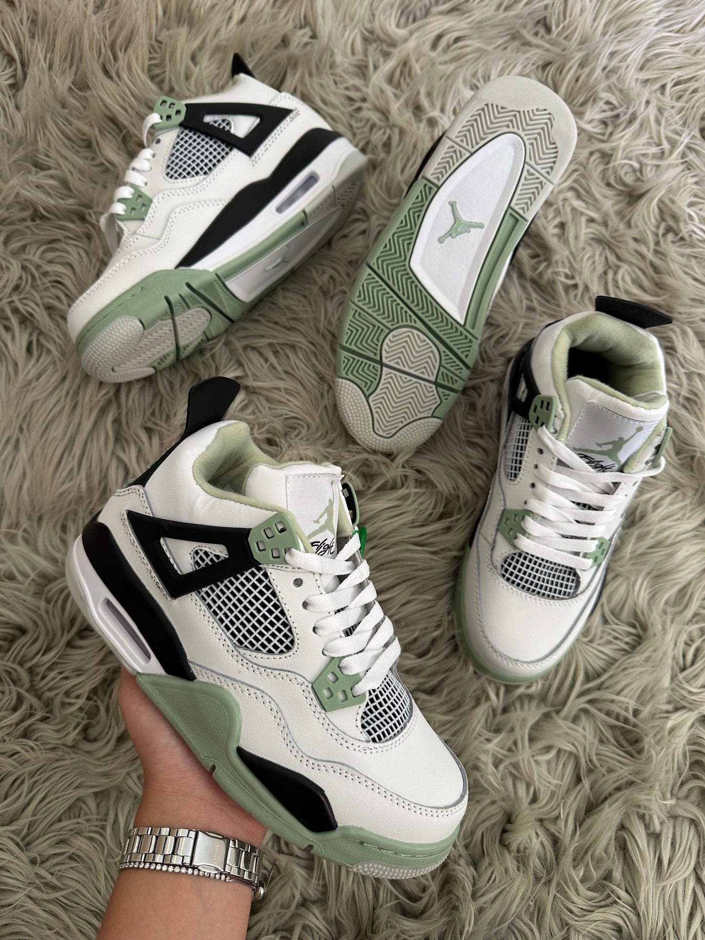 AJ4 "Olive White"