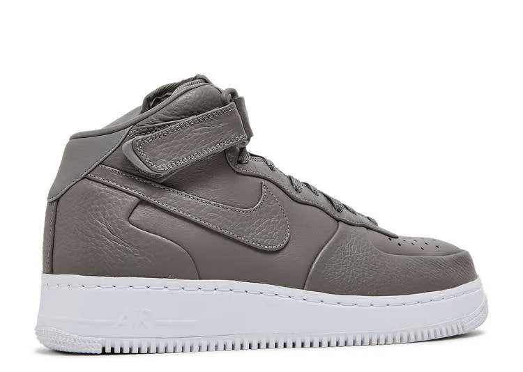 AIR FORCE 1 HIGH ‘LIGHT CHARCOAL’