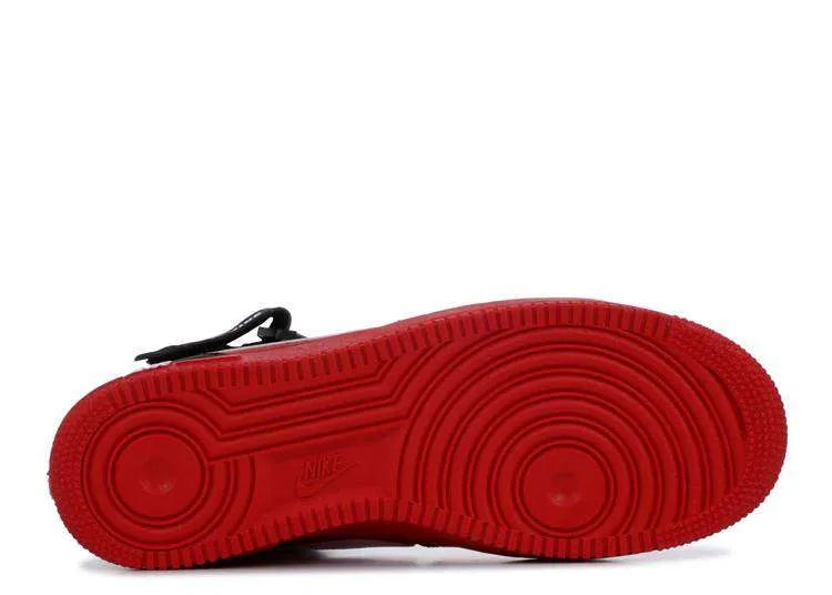 AIR FORCE 1 HIGH ‘OVERBRANDING’