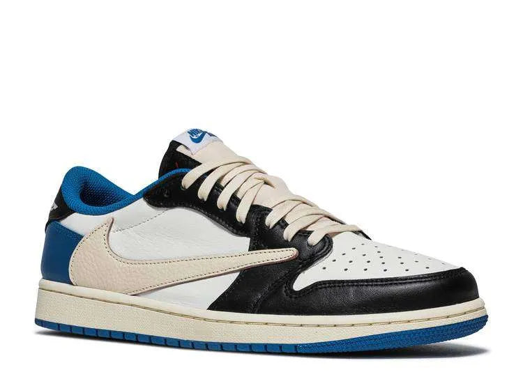 AIR JORDAN 1 LOW TRAVIS SCOTT X FRAGMENT