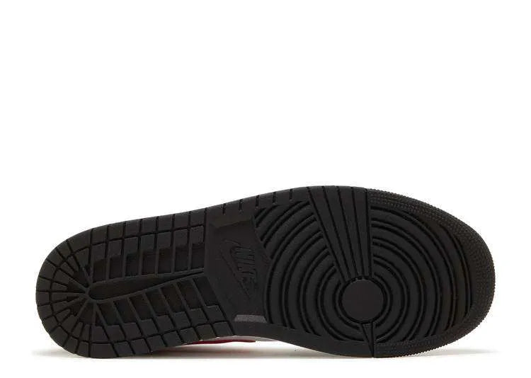 AIR JORDAN 1 MID ‘BLACK FIRE RED’
