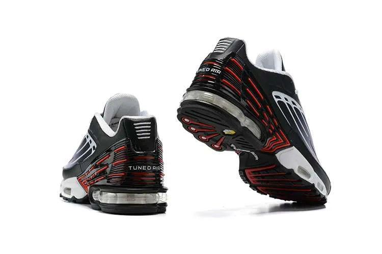 AIR MAX PLUS TN 3 ‘BLACK INFRARED’