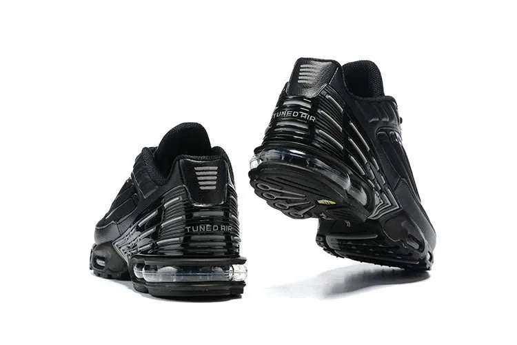 AIR MAX PLUS TN 3 ‘BLACK METALLIC SILVER’