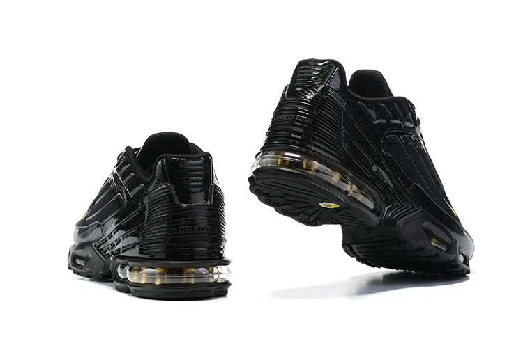 AIR MAX PLUS TN 3 ‘BLACK RACER BLUE’