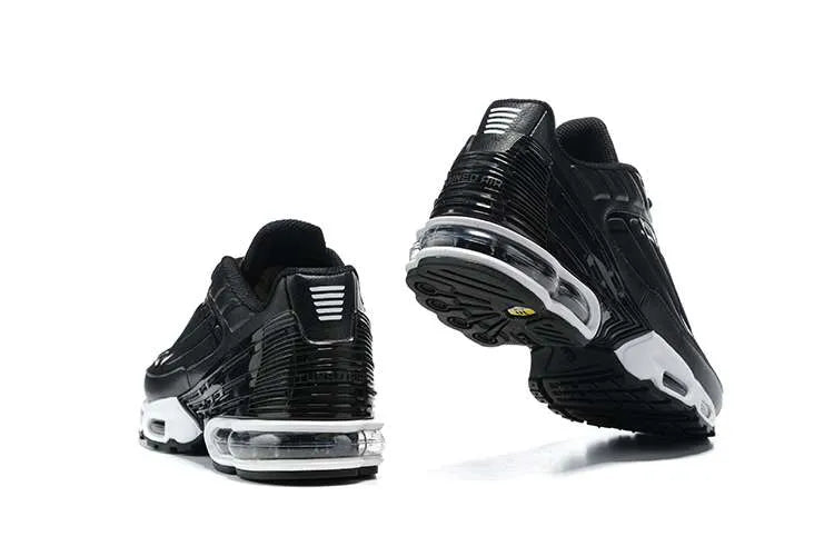 AIR MAX PLUS TN 3 ‘BLACK WHITE’