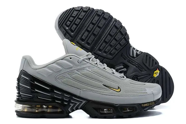 AIR MAX PLUS TN 3 ‘COOL GREY’