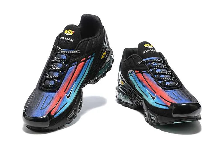 AIR MAX PLUS TN 3 ‘HALF RAINBOW’
