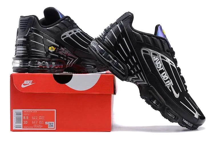 AIR MAX PLUS TN 3 ‘JUST DO IT METALLIC SILVER’