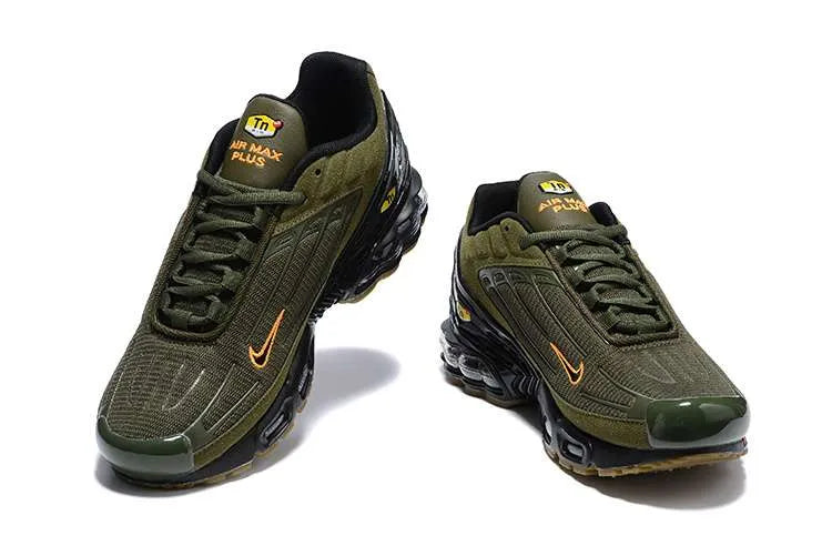 AIR MAX PLUS TN 3 ‘KHAKI ORANGE PUNCH’