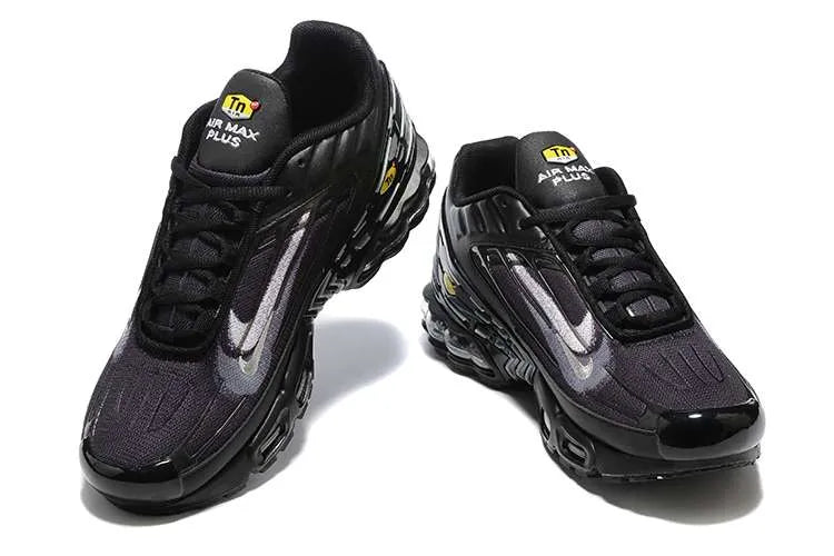 AIR MAX PLUS TN 3 ‘STENCIL SWOOSH BLACK’