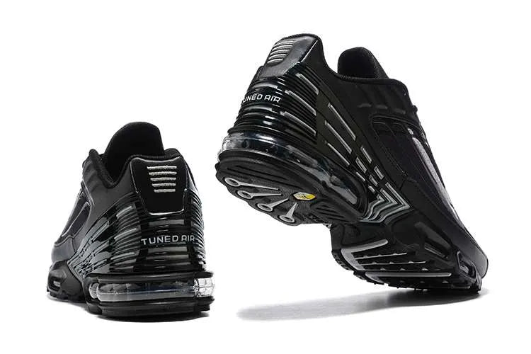 AIR MAX PLUS TN 3 ‘STENCIL SWOOSH BLACK’