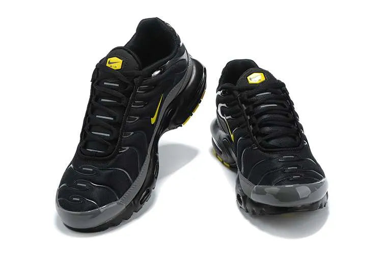 AIR MAX PLUS TN ‘BATMAN’