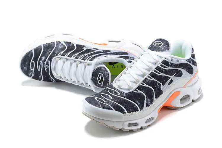 AIR MAX PLUS TN ‘CRATER’