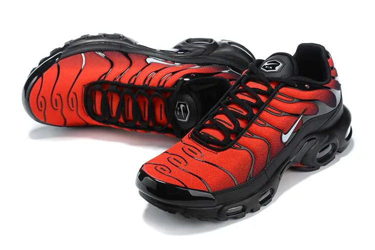 AIR MAX PLUS TN ‘DEADPOOL’
