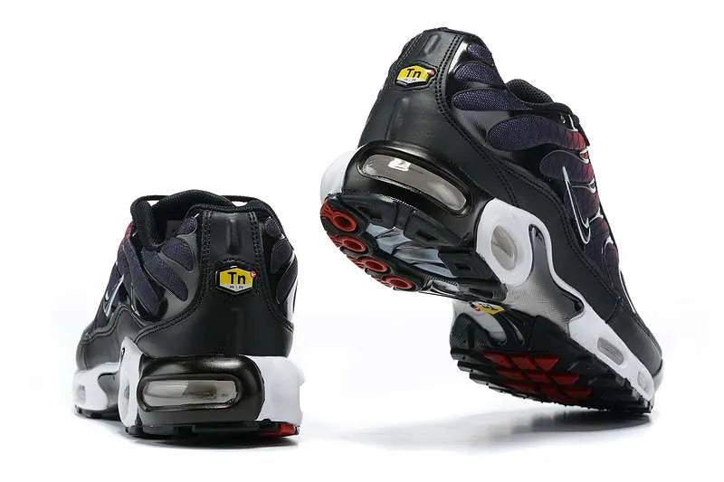AIR MAX PLUS TN ‘HALF RED BLACK’