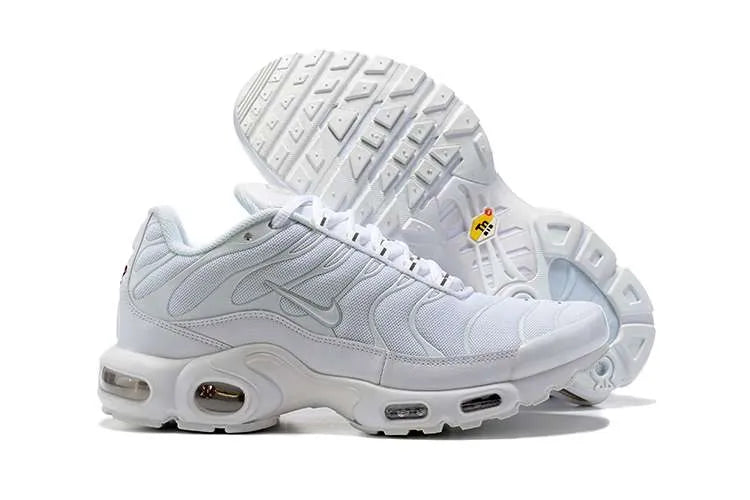 AIR MAX PLUS TN ‘TRIPLE WHITE’