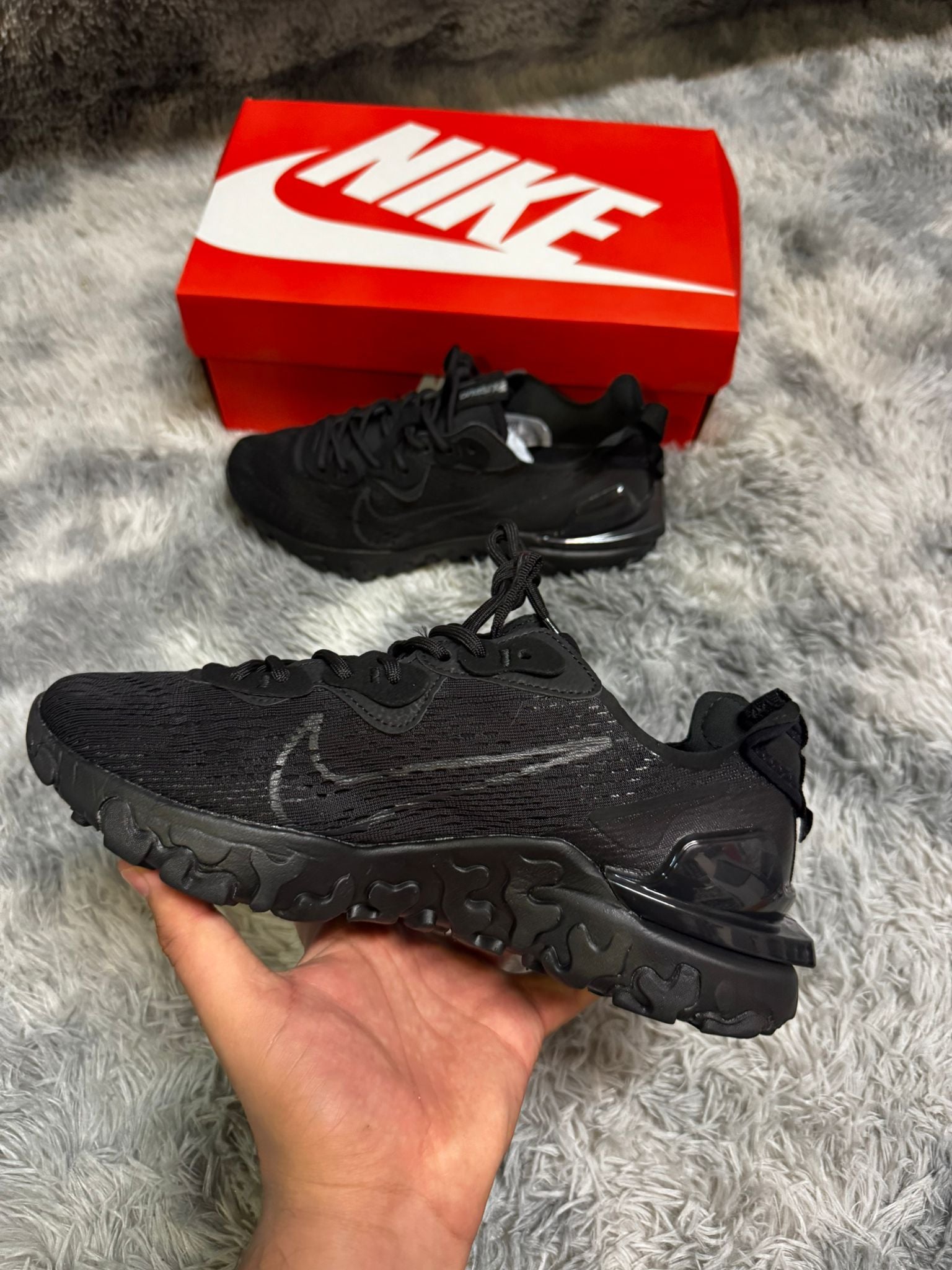 React "Black"