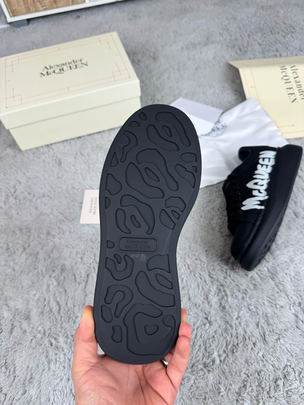 MC QN "GRAFITI" Black