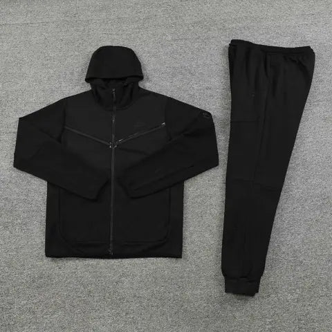 Conjunto Nike Sportswear Tech Fleece Preto