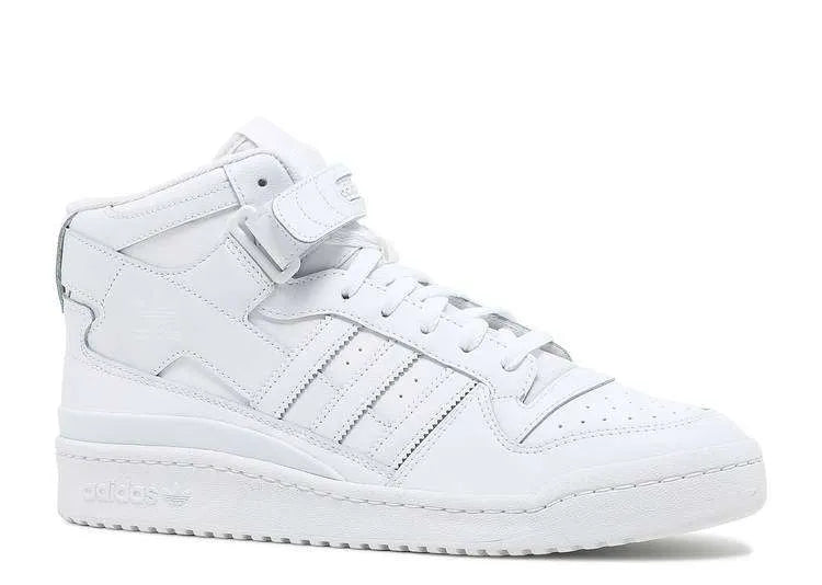 FORUM MID ‘TRIPLE WHITE’