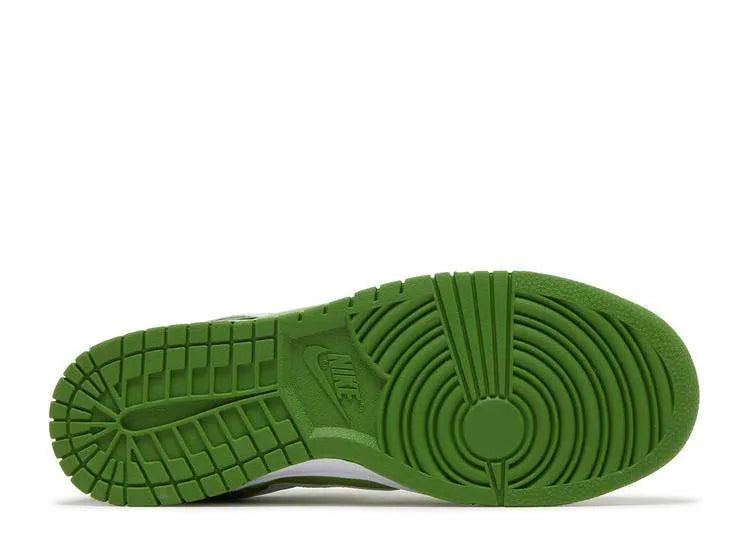 SB DUNK LOW ‘CLOROPHYLL