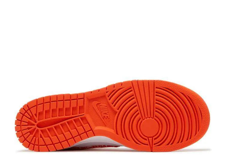 SB DUNK LOW ‘PAISLEY ORANGE’
