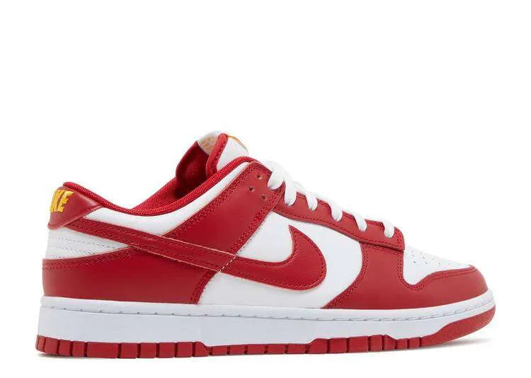 SB DUNK LOW ‘TEAM RED’