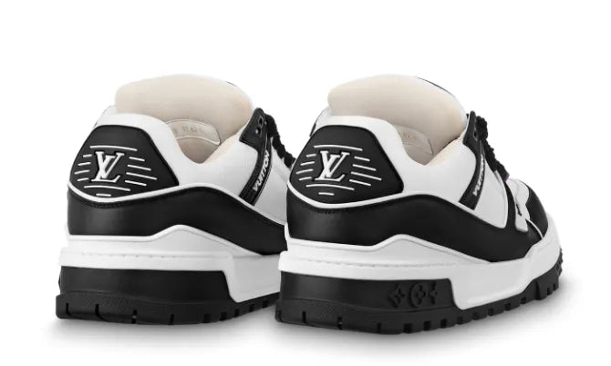 Trainer Black
