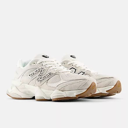 NB 9060 Leopard Detail in Beige