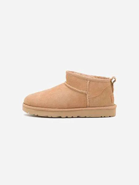 UGG – Classic Ultra Mini Boot Sand
