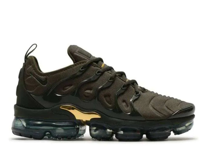 VAPORMAX PLUS
