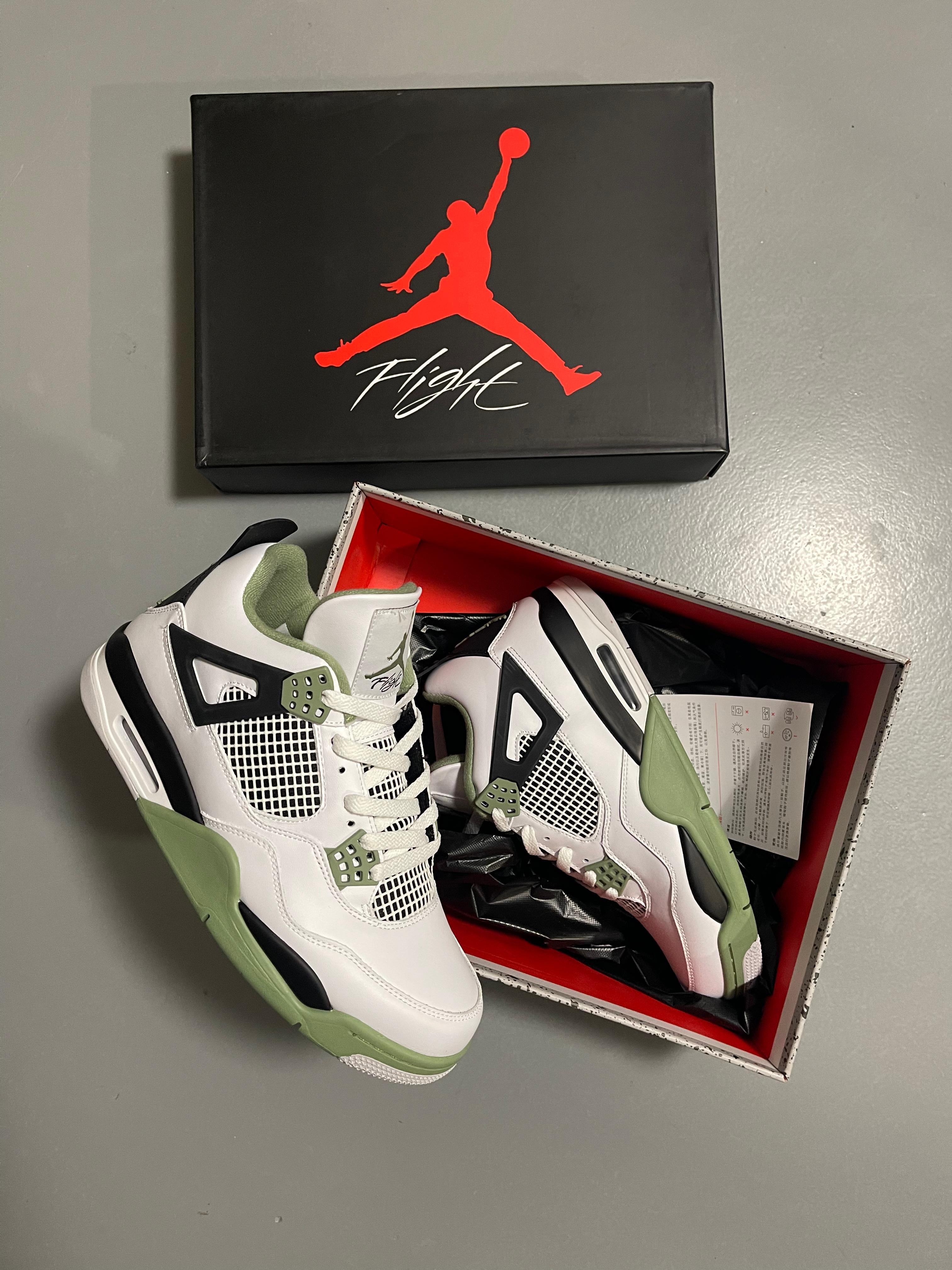 AJ4 "Light Green"