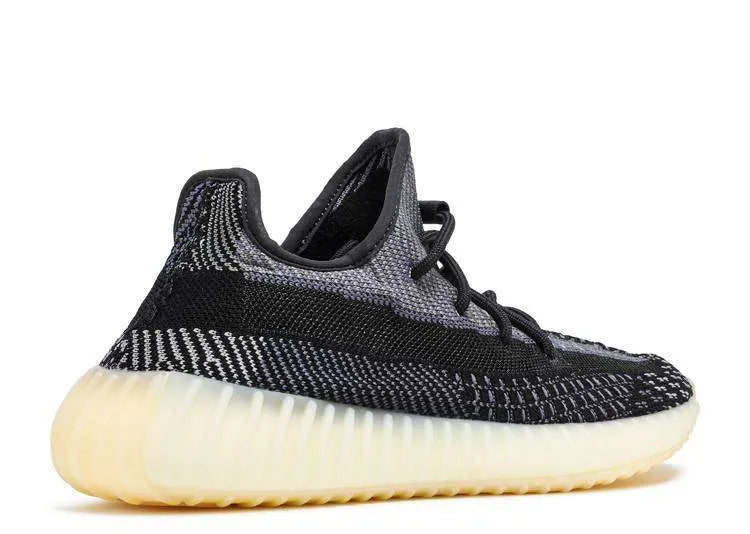 YEEZY BOOST 350 V2 ‘CARBON’