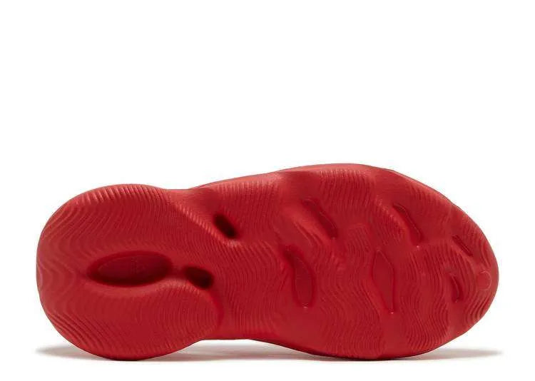 YEEZY FOAM RUNNER ‘VERMILLON’